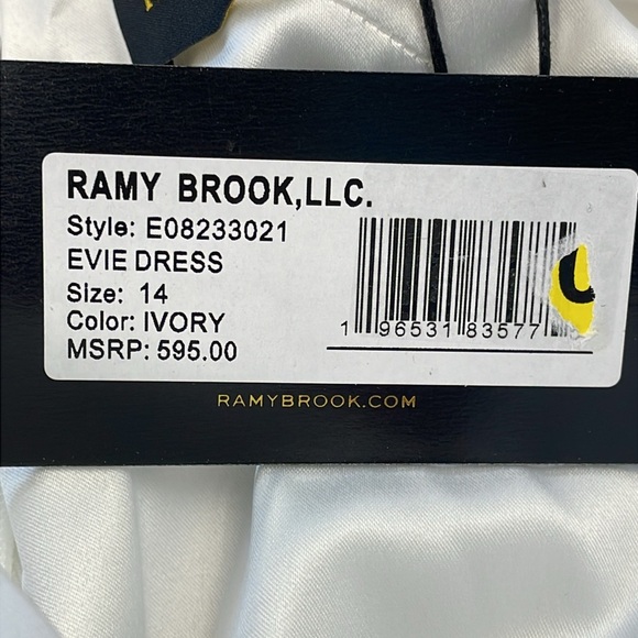 NWT Ramy Brook Evie Dress White Flower Halter Neck Twist Bridal Sz 14 - Picture 16 of 16